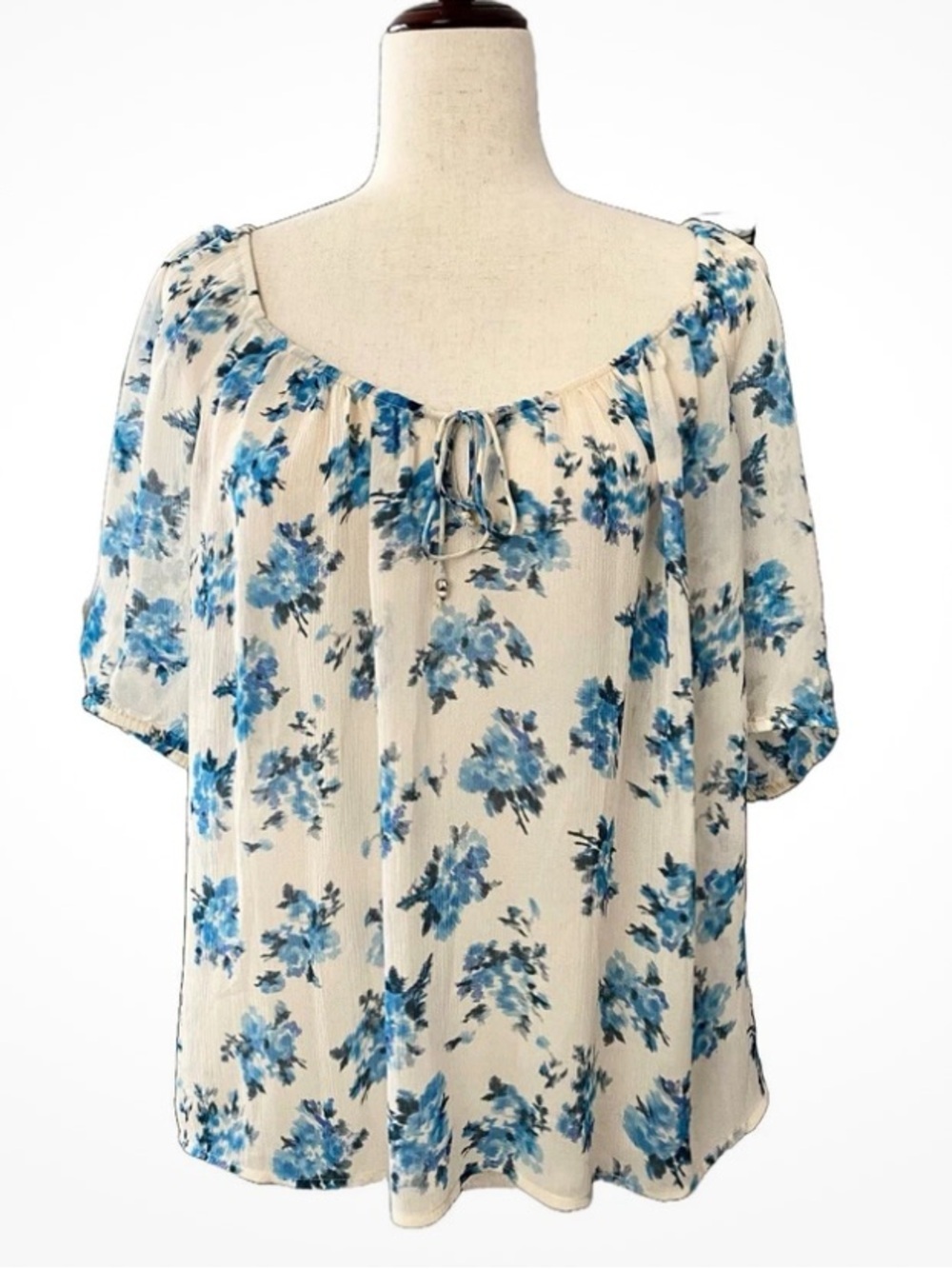 PAIGE White & Blue Floral Short Sleeve Silk Blouse Women's Size M